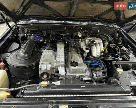 Черный Лексус ЛХ, объемом двигателя 4.5 л и пробегом 130 тыс. км за 17000 $, фото 22 на Automoto.ua