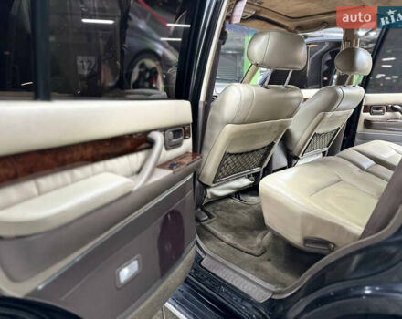 Черный Лексус ЛХ, объемом двигателя 4.5 л и пробегом 130 тыс. км за 17000 $, фото 13 на Automoto.ua