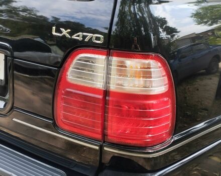 Черный Лексус ЛХ, объемом двигателя 4.7 л и пробегом 330 тыс. км за 11999 $, фото 4 на Automoto.ua