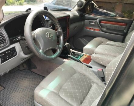 Черный Лексус ЛХ, объемом двигателя 4.7 л и пробегом 330 тыс. км за 11999 $, фото 12 на Automoto.ua