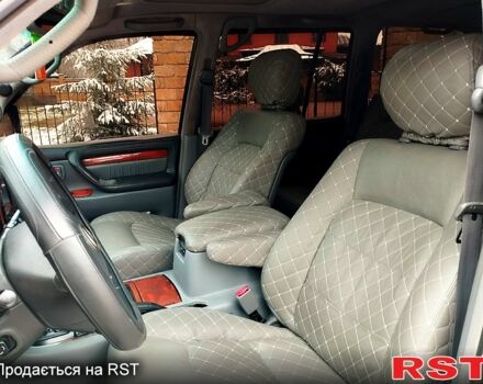 Чорний Лексус ЛХ, об'ємом двигуна 4.7 л та пробігом 319 тис. км за 11999 $, фото 10 на Automoto.ua