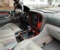 Черный Лексус ЛХ, объемом двигателя 4.7 л и пробегом 358 тыс. км за 12500 $, фото 4 на Automoto.ua