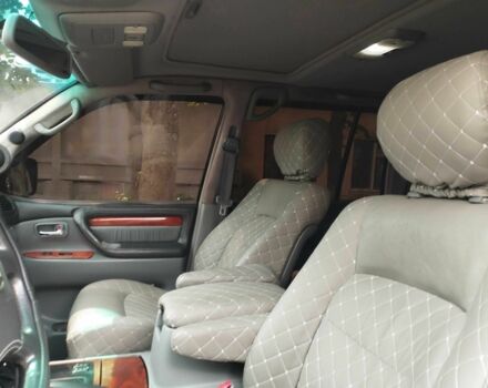 Черный Лексус ЛХ, объемом двигателя 4.7 л и пробегом 330 тыс. км за 11999 $, фото 15 на Automoto.ua