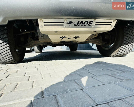 Чорний Лексус ЛХ, об'ємом двигуна 4.66 л та пробігом 348 тис. км за 11200 $, фото 46 на Automoto.ua