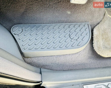 Чорний Лексус ЛХ, об'ємом двигуна 4.66 л та пробігом 348 тис. км за 11200 $, фото 30 на Automoto.ua