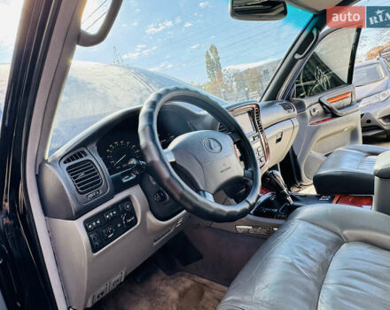 Чорний Лексус ЛХ, об'ємом двигуна 4.66 л та пробігом 348 тис. км за 11200 $, фото 40 на Automoto.ua