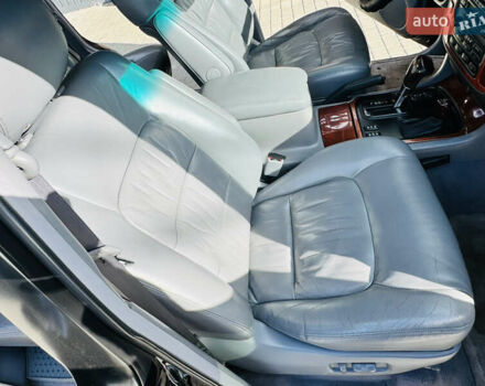 Чорний Лексус ЛХ, об'ємом двигуна 4.66 л та пробігом 348 тис. км за 11200 $, фото 22 на Automoto.ua