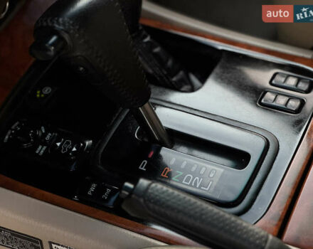Чорний Лексус ЛХ, об'ємом двигуна 4.7 л та пробігом 380 тис. км за 12500 $, фото 12 на Automoto.ua