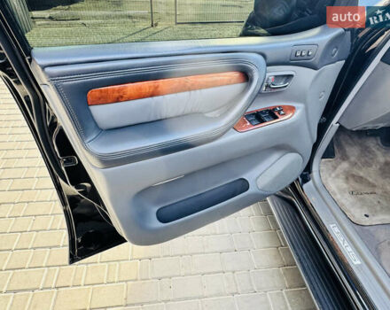 Чорний Лексус ЛХ, об'ємом двигуна 4.66 л та пробігом 348 тис. км за 11200 $, фото 52 на Automoto.ua