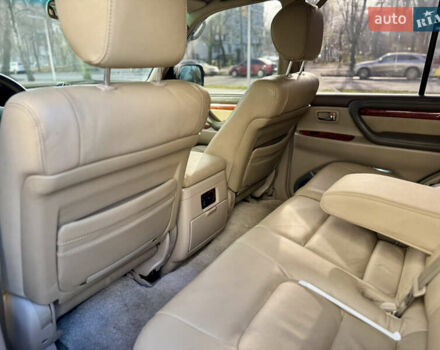 Чорний Лексус ЛХ, об'ємом двигуна 4.7 л та пробігом 380 тис. км за 12500 $, фото 8 на Automoto.ua