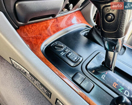 Чорний Лексус ЛХ, об'ємом двигуна 4.66 л та пробігом 348 тис. км за 11200 $, фото 38 на Automoto.ua