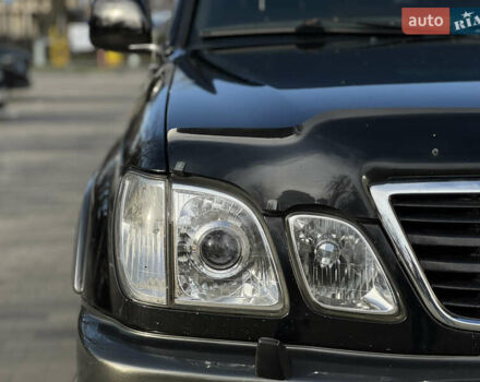 Чорний Лексус ЛХ, об'ємом двигуна 4.7 л та пробігом 380 тис. км за 12500 $, фото 17 на Automoto.ua