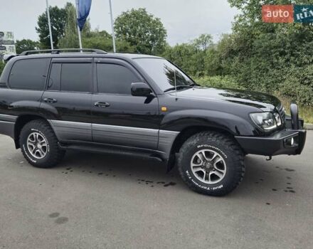 Черный Лексус ЛХ, объемом двигателя 4.7 л и пробегом 415 тыс. км за 16000 $, фото 6 на Automoto.ua