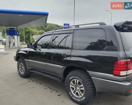 Черный Лексус ЛХ, объемом двигателя 4.7 л и пробегом 415 тыс. км за 16000 $, фото 7 на Automoto.ua