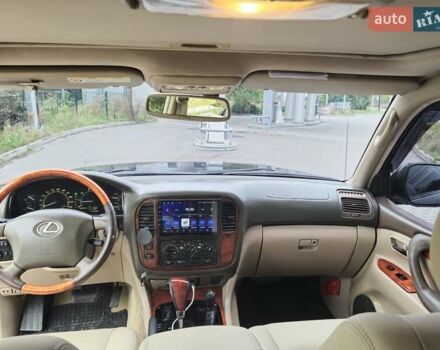 Черный Лексус ЛХ, объемом двигателя 4.7 л и пробегом 415 тыс. км за 16000 $, фото 21 на Automoto.ua