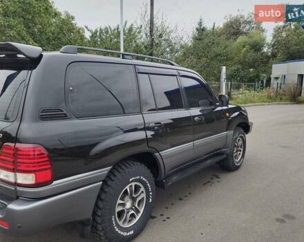 Черный Лексус ЛХ, объемом двигателя 4.7 л и пробегом 415 тыс. км за 16000 $, фото 4 на Automoto.ua