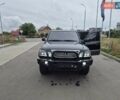 Черный Лексус ЛХ, объемом двигателя 4.7 л и пробегом 415 тыс. км за 16000 $, фото 15 на Automoto.ua