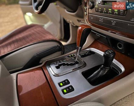 Черный Лексус ЛХ, объемом двигателя 4.66 л и пробегом 330 тыс. км за 12700 $, фото 12 на Automoto.ua