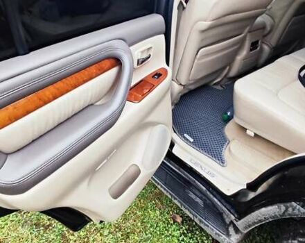 Черный Лексус ЛХ, объемом двигателя 4.7 л и пробегом 430 тыс. км за 13500 $, фото 16 на Automoto.ua