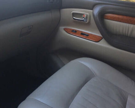 Чорний Лексус ЛХ, об'ємом двигуна 4.67 л та пробігом 286 тис. км за 12500 $, фото 18 на Automoto.ua