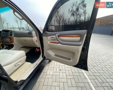 Чорний Лексус ЛХ, об'ємом двигуна 4.7 л та пробігом 187 тис. км за 13300 $, фото 23 на Automoto.ua