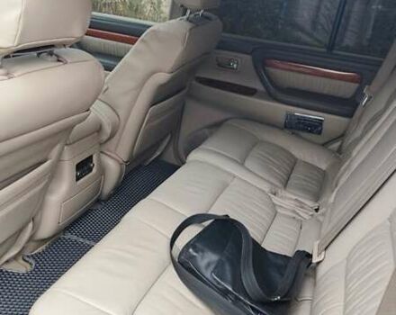 Черный Лексус ЛХ, объемом двигателя 4.7 л и пробегом 430 тыс. км за 13500 $, фото 19 на Automoto.ua