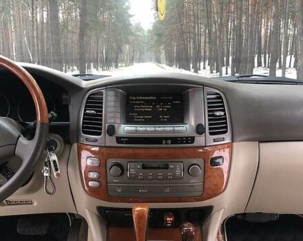 Чорний Лексус ЛХ, об'ємом двигуна 4.7 л та пробігом 373 тис. км за 15000 $, фото 4 на Automoto.ua