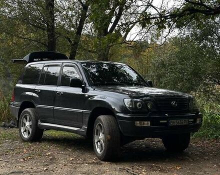 Черный Лексус ЛХ, объемом двигателя 4.66 л и пробегом 367 тыс. км за 17500 $, фото 3 на Automoto.ua