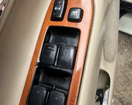 Черный Лексус ЛХ, объемом двигателя 4.7 л и пробегом 365 тыс. км за 13500 $, фото 16 на Automoto.ua