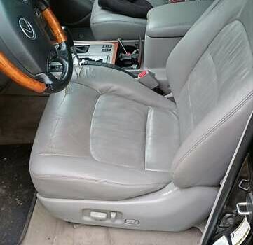 Черный Лексус ЛХ, объемом двигателя 4.7 л и пробегом 440 тыс. км за 10500 $, фото 8 на Automoto.ua