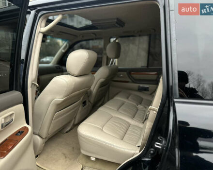 Черный Лексус ЛХ, объемом двигателя 4.66 л и пробегом 286 тыс. км за 13799 $, фото 14 на Automoto.ua