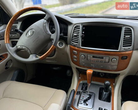 Чорний Лексус ЛХ, об'ємом двигуна 4.7 л та пробігом 250 тис. км за 12900 $, фото 15 на Automoto.ua