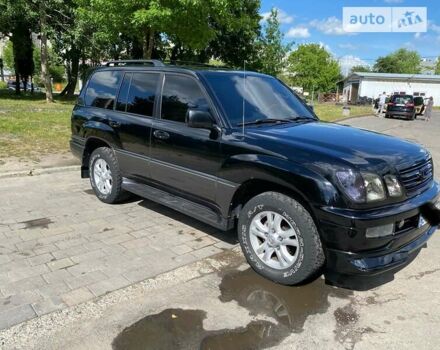 Черный Лексус ЛХ, объемом двигателя 4.7 л и пробегом 358 тыс. км за 15800 $, фото 6 на Automoto.ua