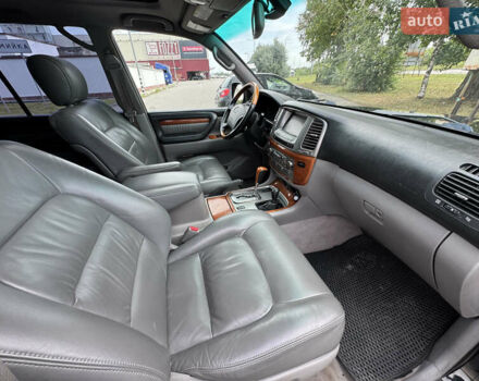 Черный Лексус ЛХ, объемом двигателя 4.7 л и пробегом 299 тыс. км за 12999 $, фото 35 на Automoto.ua