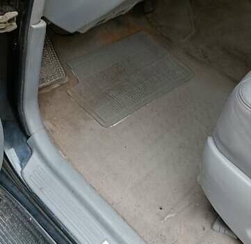 Черный Лексус ЛХ, объемом двигателя 4.7 л и пробегом 440 тыс. км за 10500 $, фото 7 на Automoto.ua