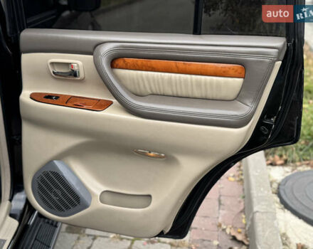 Чорний Лексус ЛХ, об'ємом двигуна 4.7 л та пробігом 250 тис. км за 12900 $, фото 21 на Automoto.ua