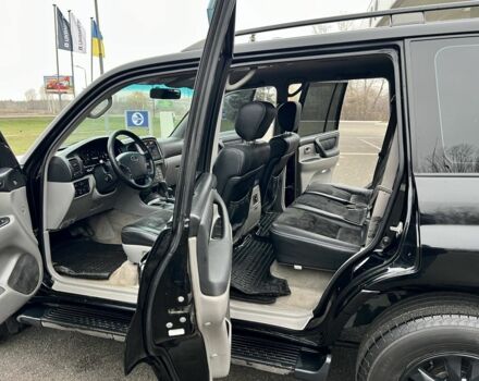 Чорний Лексус ЛХ, об'ємом двигуна 4.7 л та пробігом 290 тис. км за 11999 $, фото 17 на Automoto.ua