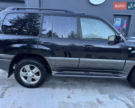 Чорний Лексус ЛХ, об'ємом двигуна 4.7 л та пробігом 300 тис. км за 14300 $, фото 12 на Automoto.ua