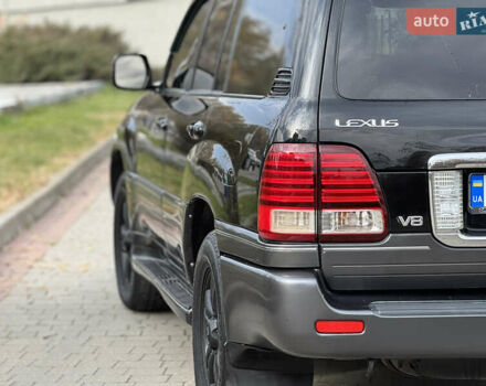 Чорний Лексус ЛХ, об'ємом двигуна 4.7 л та пробігом 250 тис. км за 12900 $, фото 5 на Automoto.ua