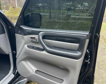 Чорний Лексус ЛХ, об'ємом двигуна 4.66 л та пробігом 317 тис. км за 14900 $, фото 27 на Automoto.ua