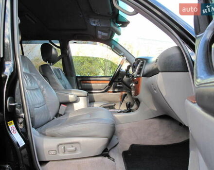 Чорний Лексус ЛХ, об'ємом двигуна 4.66 л та пробігом 303 тис. км за 13800 $, фото 45 на Automoto.ua