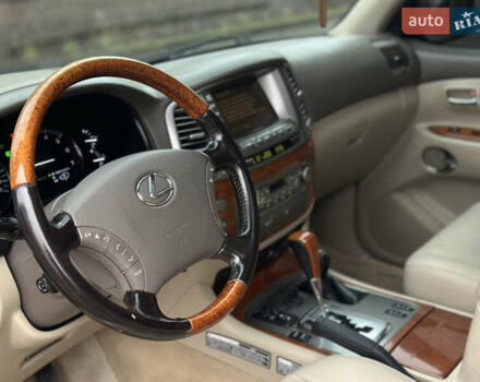 Черный Лексус ЛХ, объемом двигателя 4.66 л и пробегом 286 тыс. км за 13799 $, фото 11 на Automoto.ua