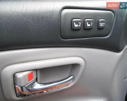 Чорний Лексус ЛХ, об'ємом двигуна 4.66 л та пробігом 303 тис. км за 13800 $, фото 13 на Automoto.ua