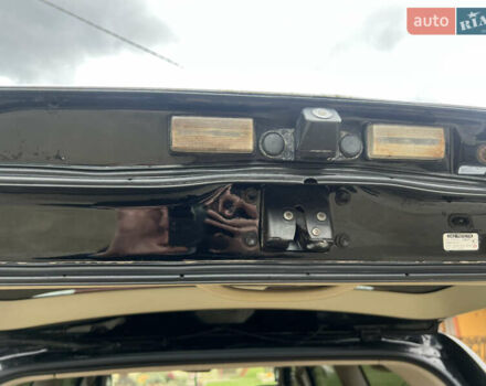 Черный Лексус ЛХ, объемом двигателя 4.66 л и пробегом 260 тыс. км за 13500 $, фото 15 на Automoto.ua