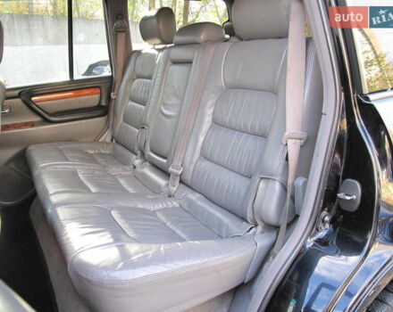 Чорний Лексус ЛХ, об'ємом двигуна 4.66 л та пробігом 303 тис. км за 13800 $, фото 35 на Automoto.ua