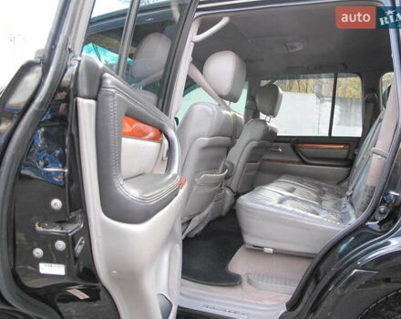 Чорний Лексус ЛХ, об'ємом двигуна 4.66 л та пробігом 303 тис. км за 13800 $, фото 24 на Automoto.ua