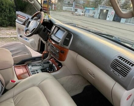 Черный Лексус ЛХ, объемом двигателя 4.7 л и пробегом 402 тыс. км за 14999 $, фото 5 на Automoto.ua