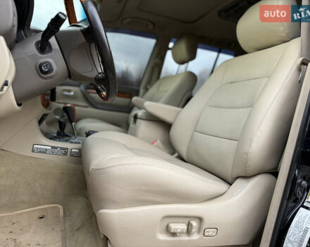 Черный Лексус ЛХ, объемом двигателя 4.7 л и пробегом 286 тыс. км за 13750 $, фото 14 на Automoto.ua