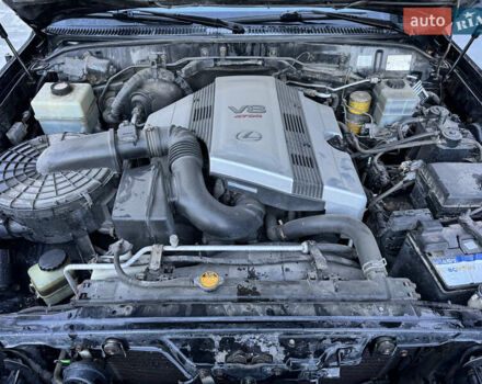 Чорний Лексус ЛХ, об'ємом двигуна 4.7 л та пробігом 300 тис. км за 14300 $, фото 22 на Automoto.ua