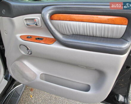 Чорний Лексус ЛХ, об'ємом двигуна 4.66 л та пробігом 303 тис. км за 13800 $, фото 46 на Automoto.ua